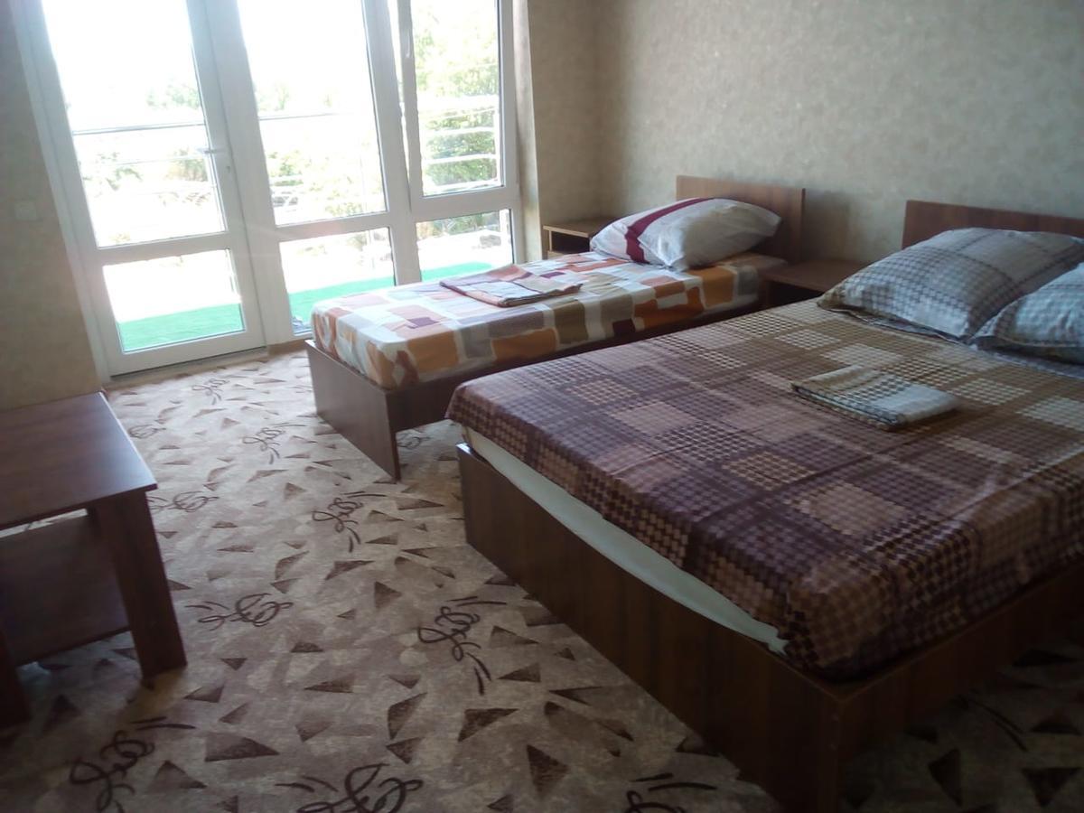 Alsar Alakhadze Exterior photo